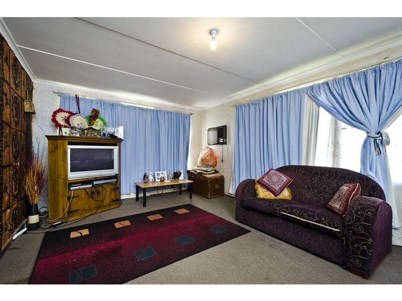 1 Vincent Crescent, Werribee VIC 3030