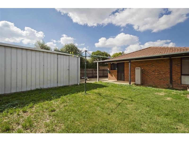 11 Tigris Close, Werribee VIC 3030