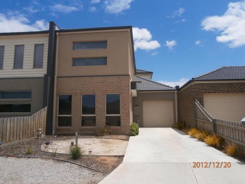 1/10 Annarosa Court, Werribee VIC 3030