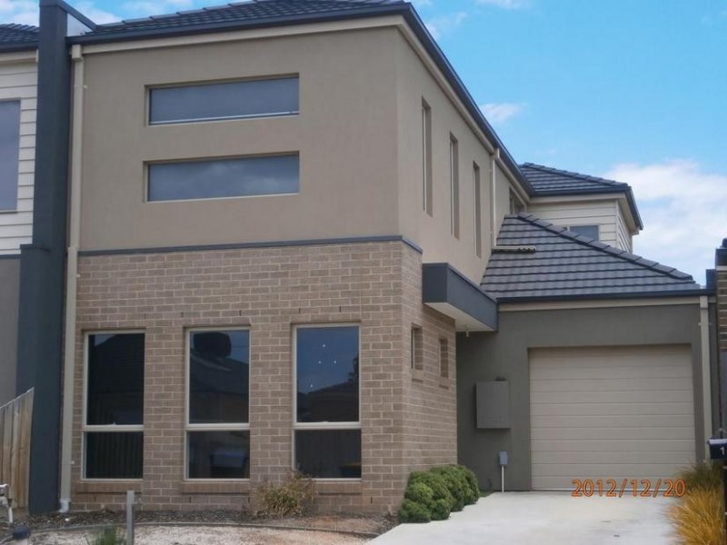 1/10 Annarosa Court, Werribee VIC 3030