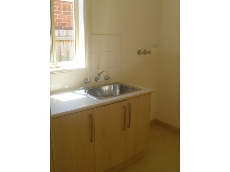 2/11 Bunya Place, Werribee VIC 3030