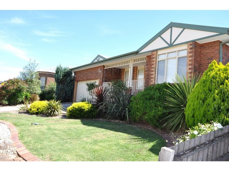 19 Hillrise Court, Werribee VIC 3030