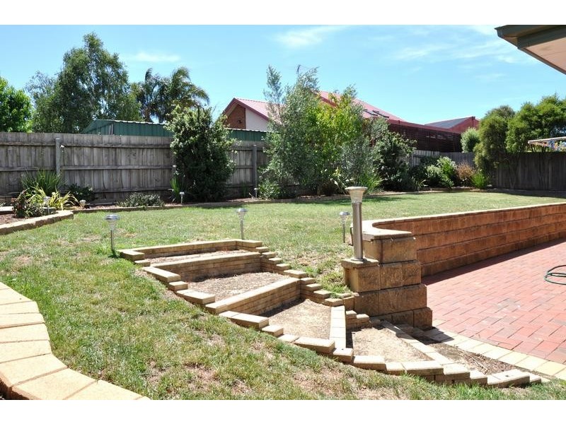 19 Hillrise Court, Werribee VIC 3030