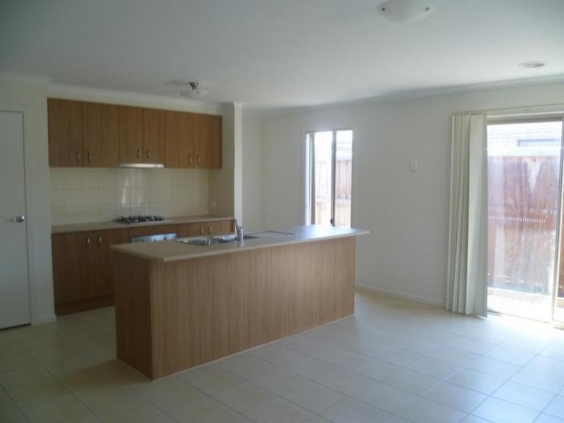 3 Airlie Ave, Point Cook VIC 3030