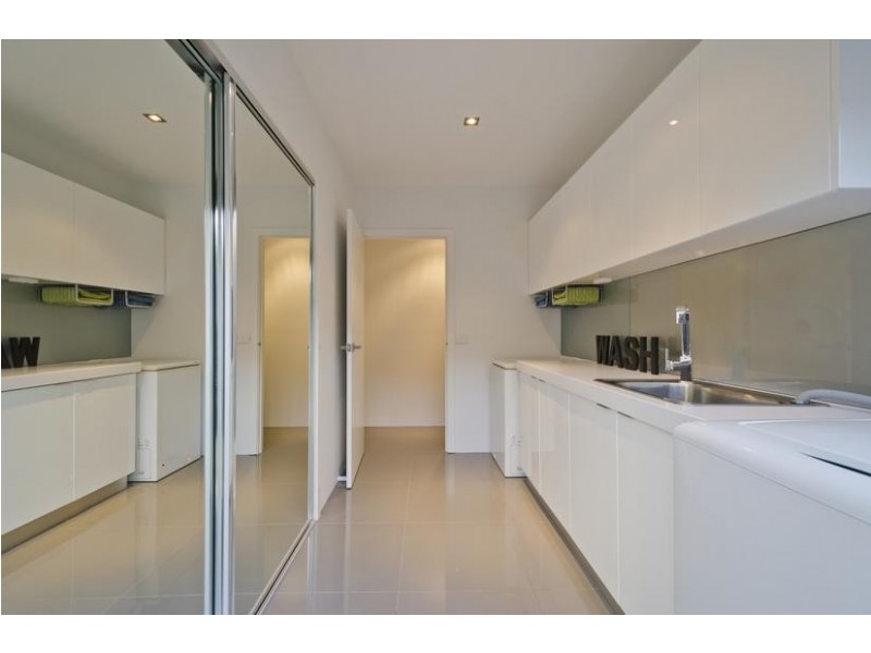 4 Mulwala Crt, Wyndham Vale VIC 3024