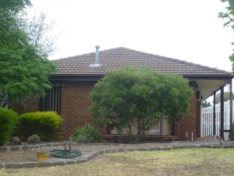 2 Oxley Court, Wyndham Vale VIC 3024