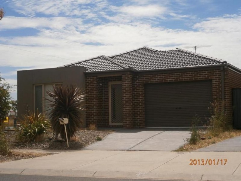 198 Riversdale Road, Tarneit VIC 3029