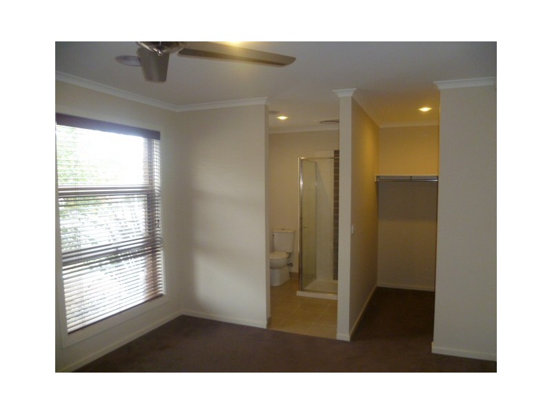 25 Nighthawk Road, Tarneit VIC 3029