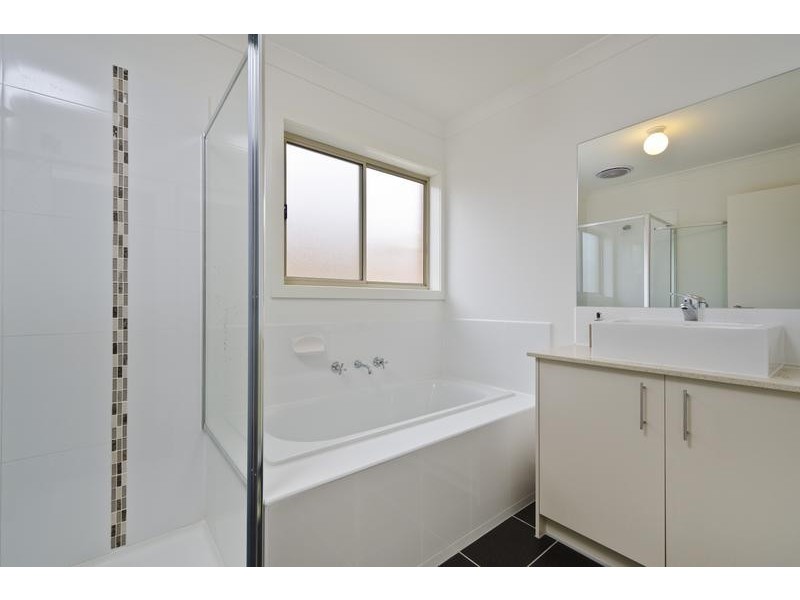 18 Surveyor Street, Wyndham Vale VIC 3024