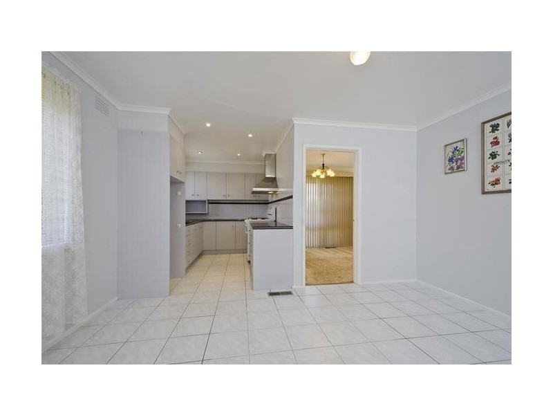 6 Sierra Crt, Hoppers Crossing VIC 3029