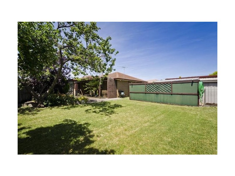 6 Sierra Crt, Hoppers Crossing VIC 3029