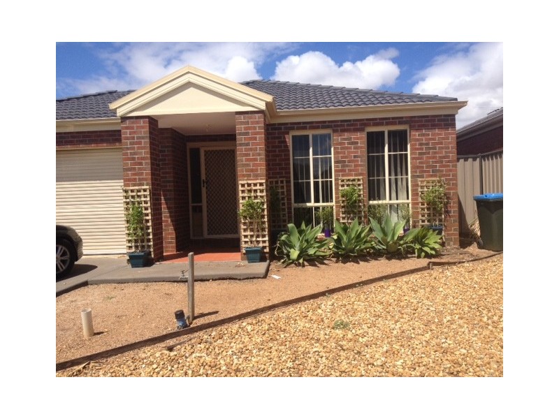 48 Bradman Drive, Tarneit VIC 3029