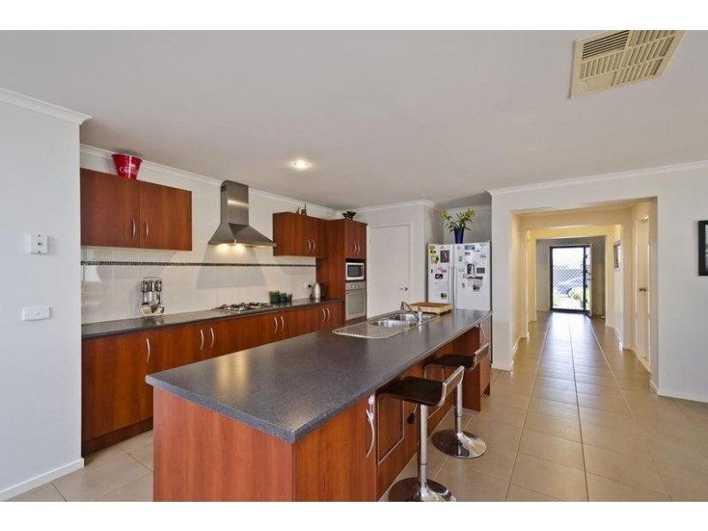 17 Mackay Road, Wyndham Vale VIC 3024