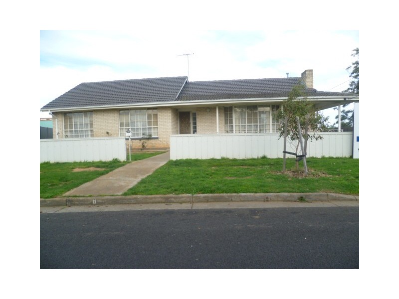 7 Doolan Street, Werribee VIC 3030