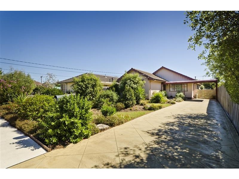 10 Balmoral Street, Laverton VIC 3028