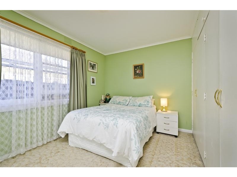 10 Balmoral Street, Laverton VIC 3028