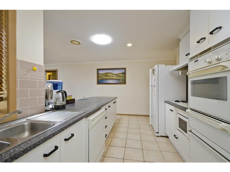 83 Wilmington Avenue, Hoppers Crossing VIC 3029