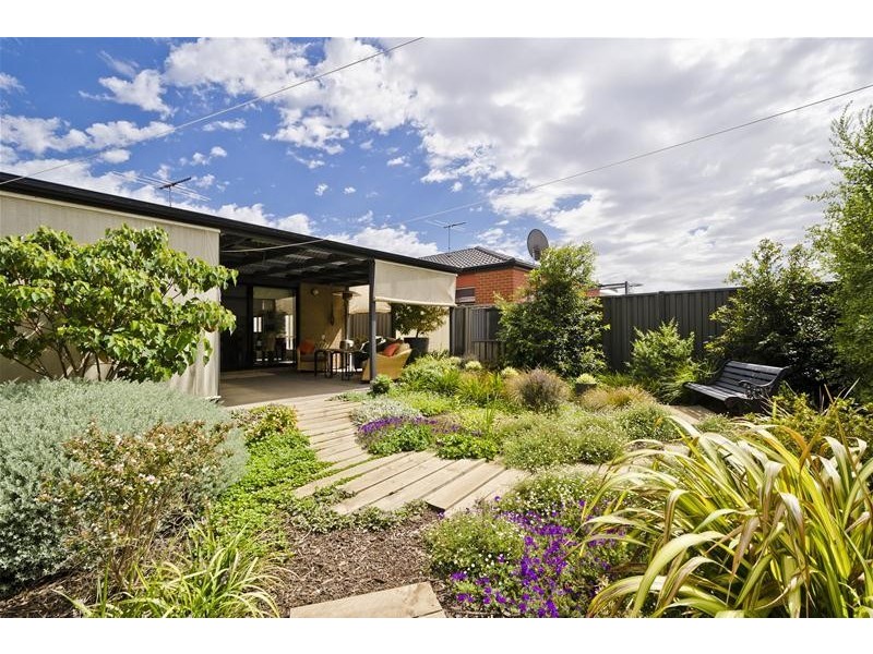 8 Cogley Street, Wyndham Vale VIC 3024