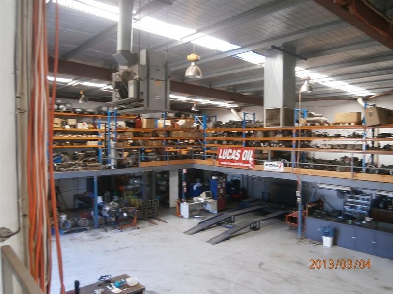 2/5 Sara Grove, Tottenham VIC 3012