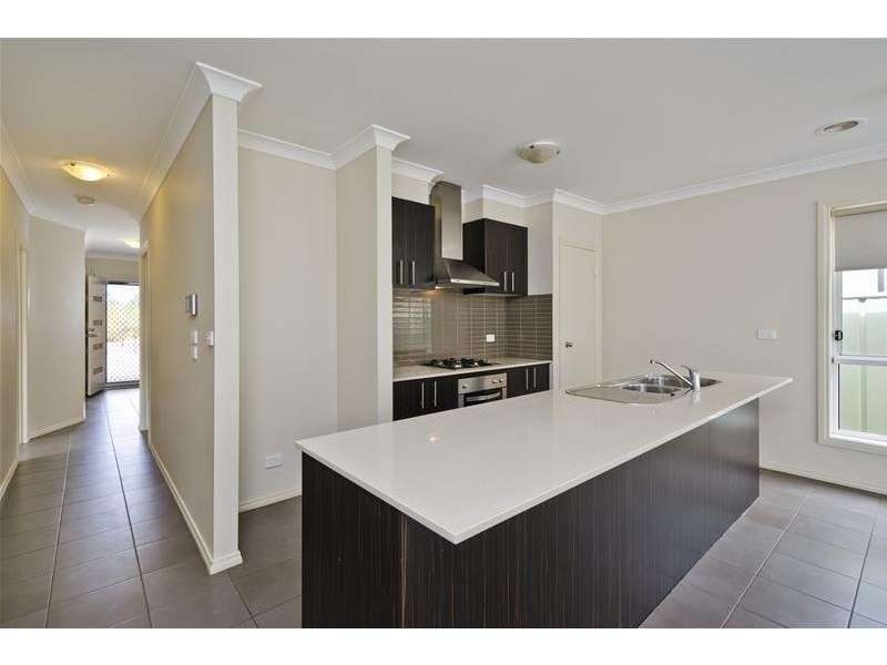 2 Boucaut Street, Wyndham Vale VIC 3024