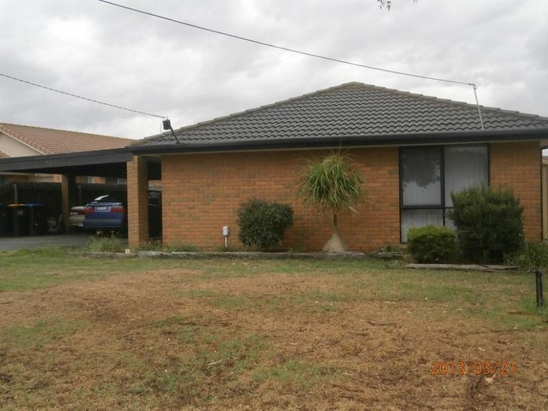61 Bartlett Crescent, Hoppers Crossing VIC 3029