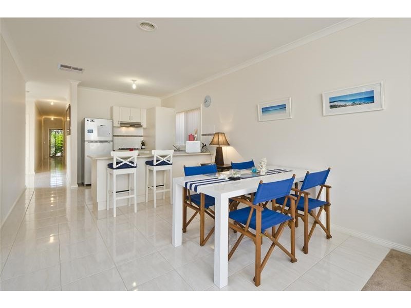 1/11 Swinburne Court, Truganina VIC 3029