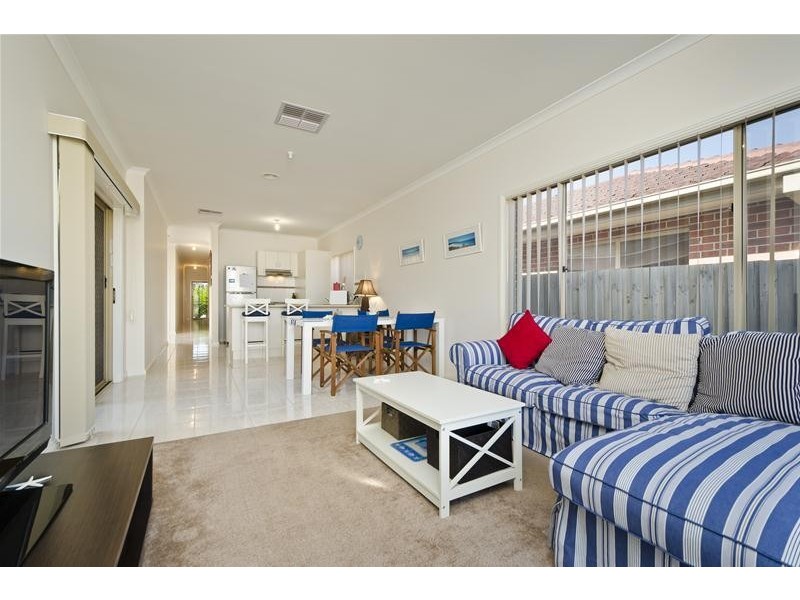 1/11 Swinburne Court, Truganina VIC 3029