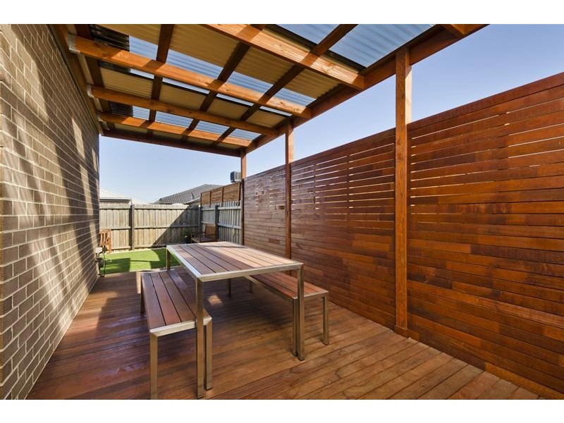 1/11 Swinburne Court, Truganina VIC 3029