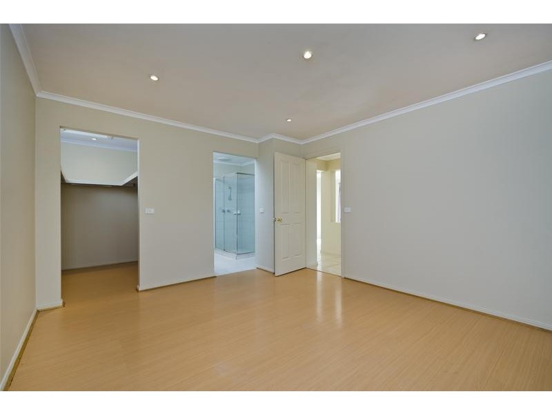 22 Macadamia Grove, Werribee VIC 3030