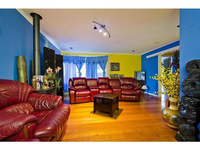 39 Claremont Crescent, Hoppers Crossing VIC 3029