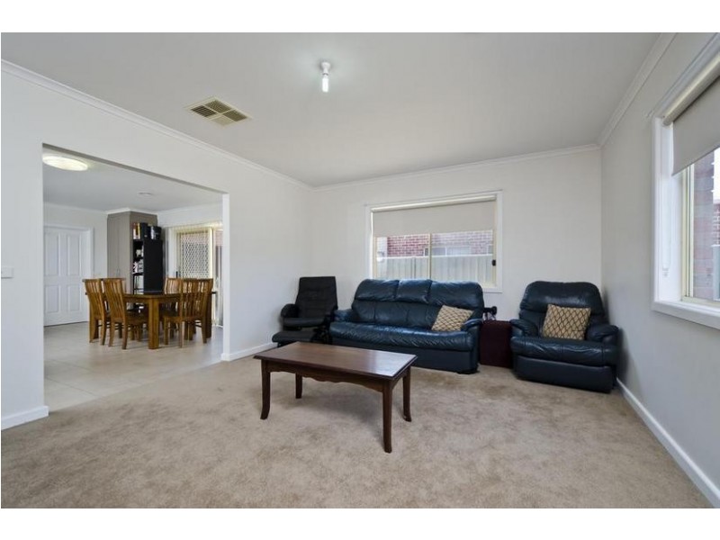 5 Mundi Cres, Wyndham Vale VIC 3024