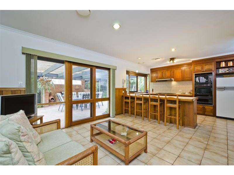 10 San Remo Drive, Werribee VIC 3030
