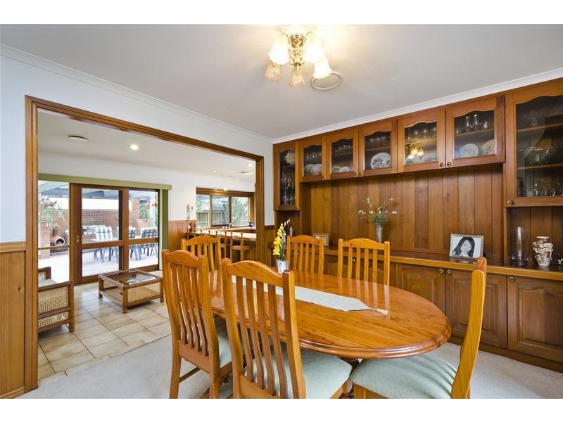 10 San Remo Drive, Werribee VIC 3030