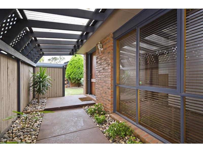 10 San Remo Drive, Werribee VIC 3030