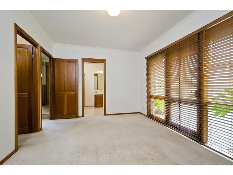 10 San Remo Drive, Werribee VIC 3030