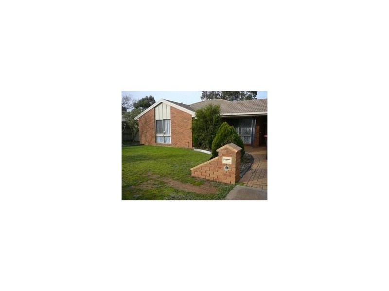 4 Seine Close, Werribee VIC 3030