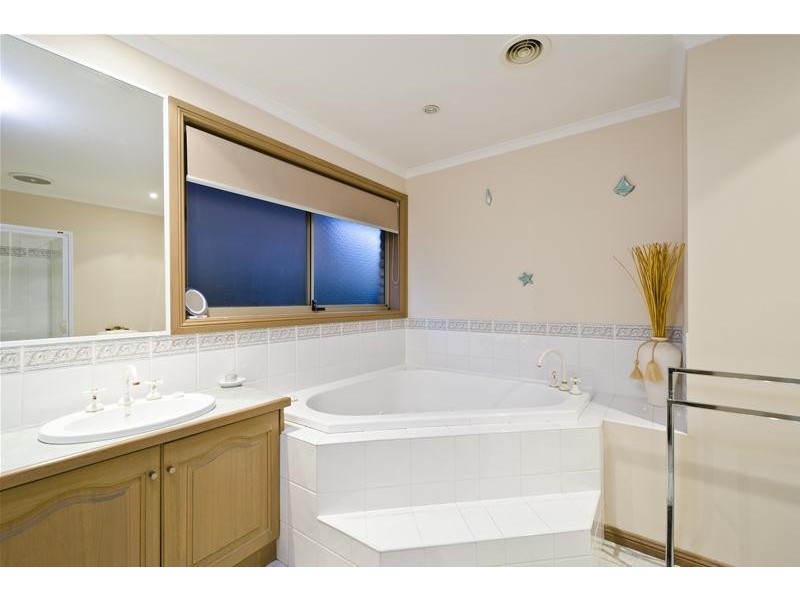 9 Killara Court, Werribee VIC 3030