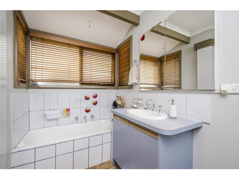 9 Adele Court, Hoppers Crossing VIC 3029