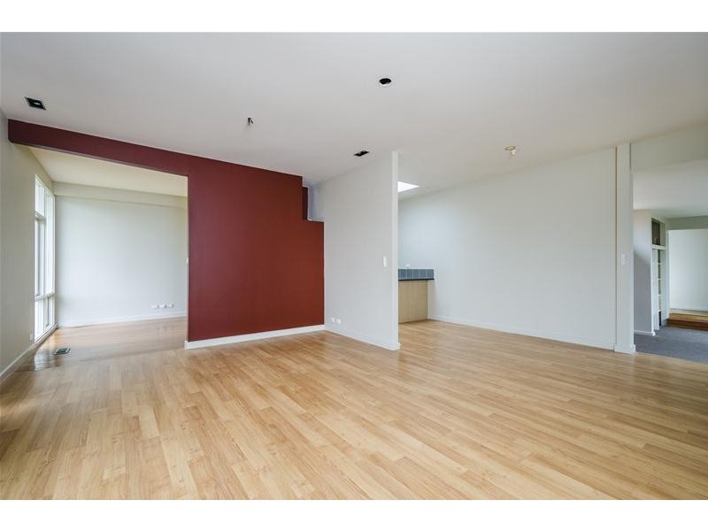 24 Thompson Court, Werribee VIC 3030