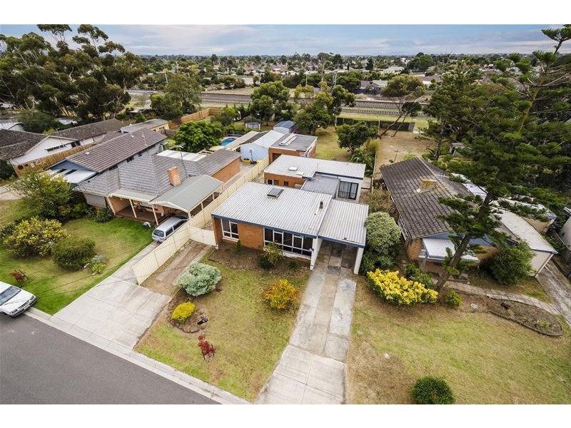 24 Thompson Court, Werribee VIC 3030