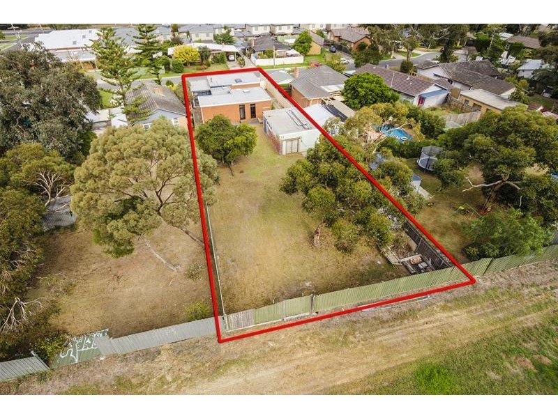 24 Thompson Court, Werribee VIC 3030