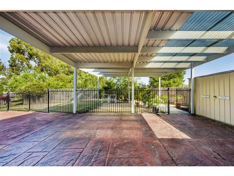 6 Presidents Court, Werribee VIC 3030