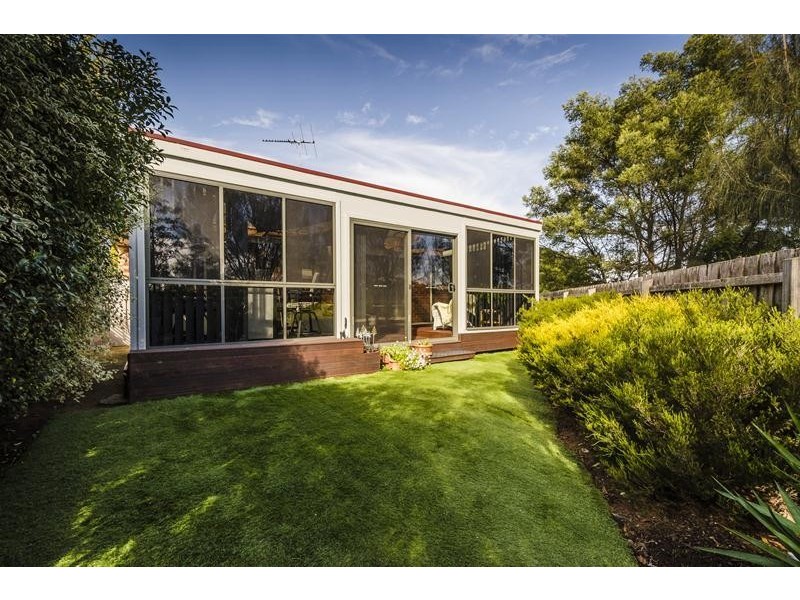 6 Presidents Court, Werribee VIC 3030