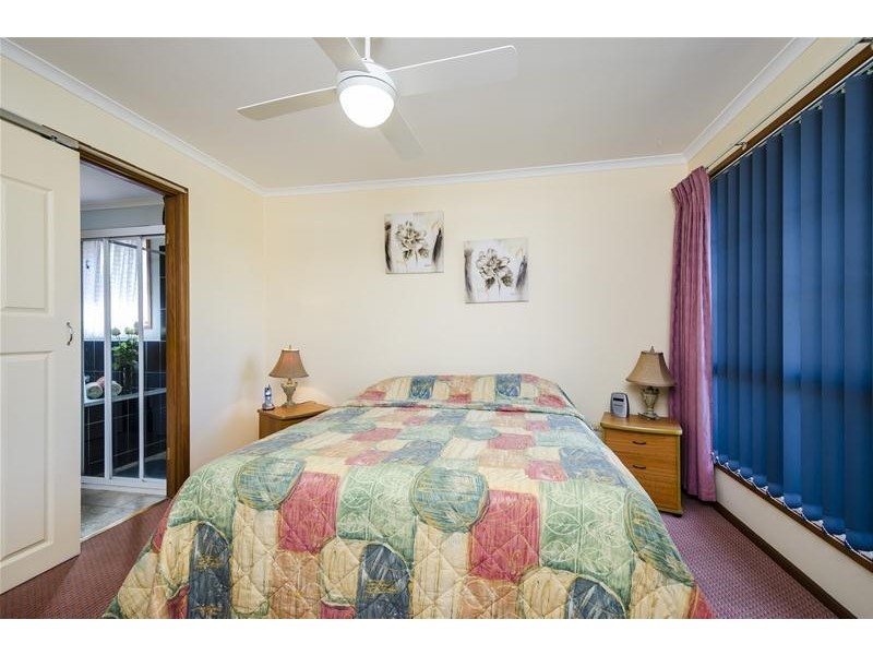 6 Presidents Court, Werribee VIC 3030