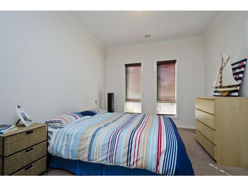 1/11 Swinburne Crt, Truganina VIC 3029