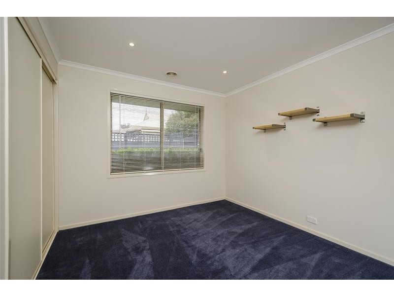 4 Pitanga Gardens, Werribee VIC 3030