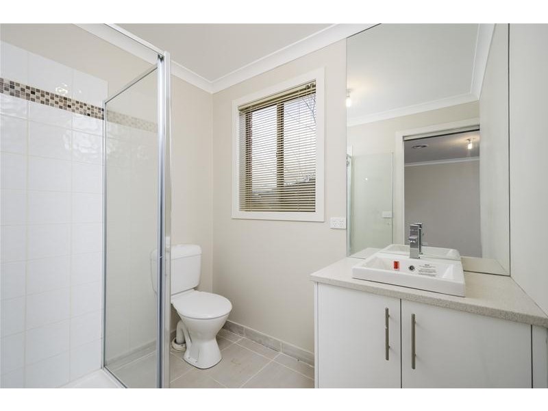 14 Bellfield Avenue, Wyndham Vale VIC 3024