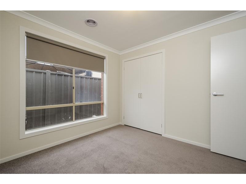 14 Bellfield Avenue, Wyndham Vale VIC 3024