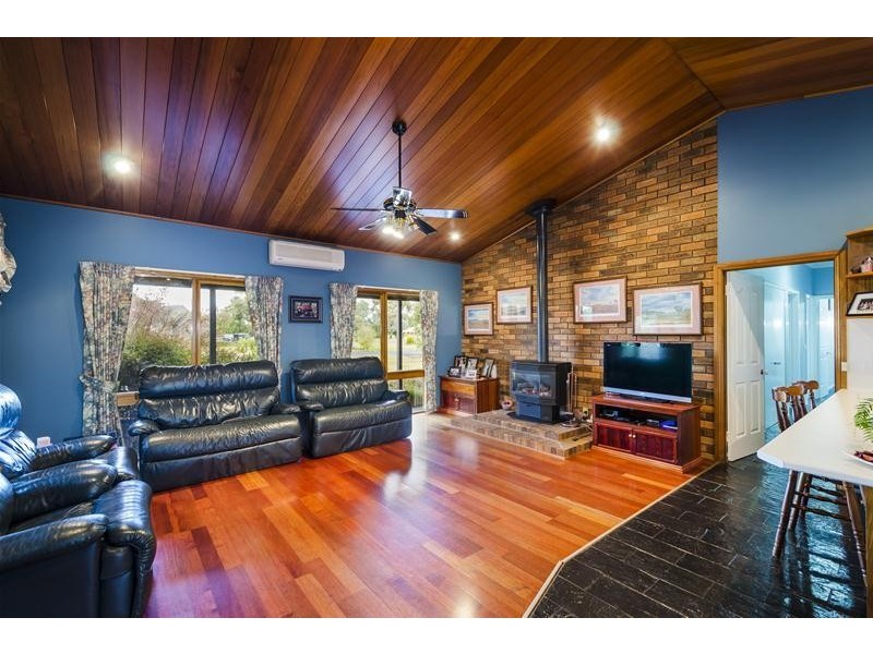 9 Redgum Close, Werribee VIC 3030