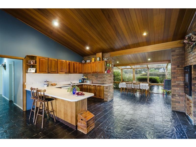 9 Redgum Close, Werribee VIC 3030
